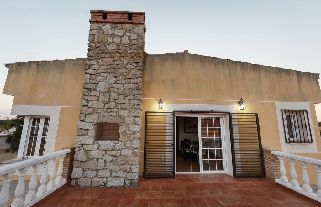Casa Rural La Piedra De Juana Мальпартида-де-Касерес Экстерьер фото